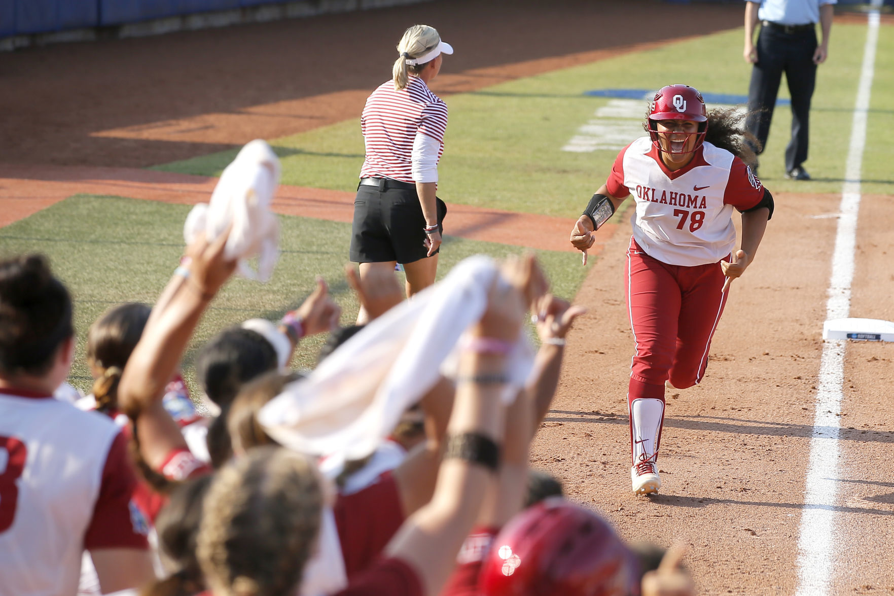 WCWS OU FLORIDA